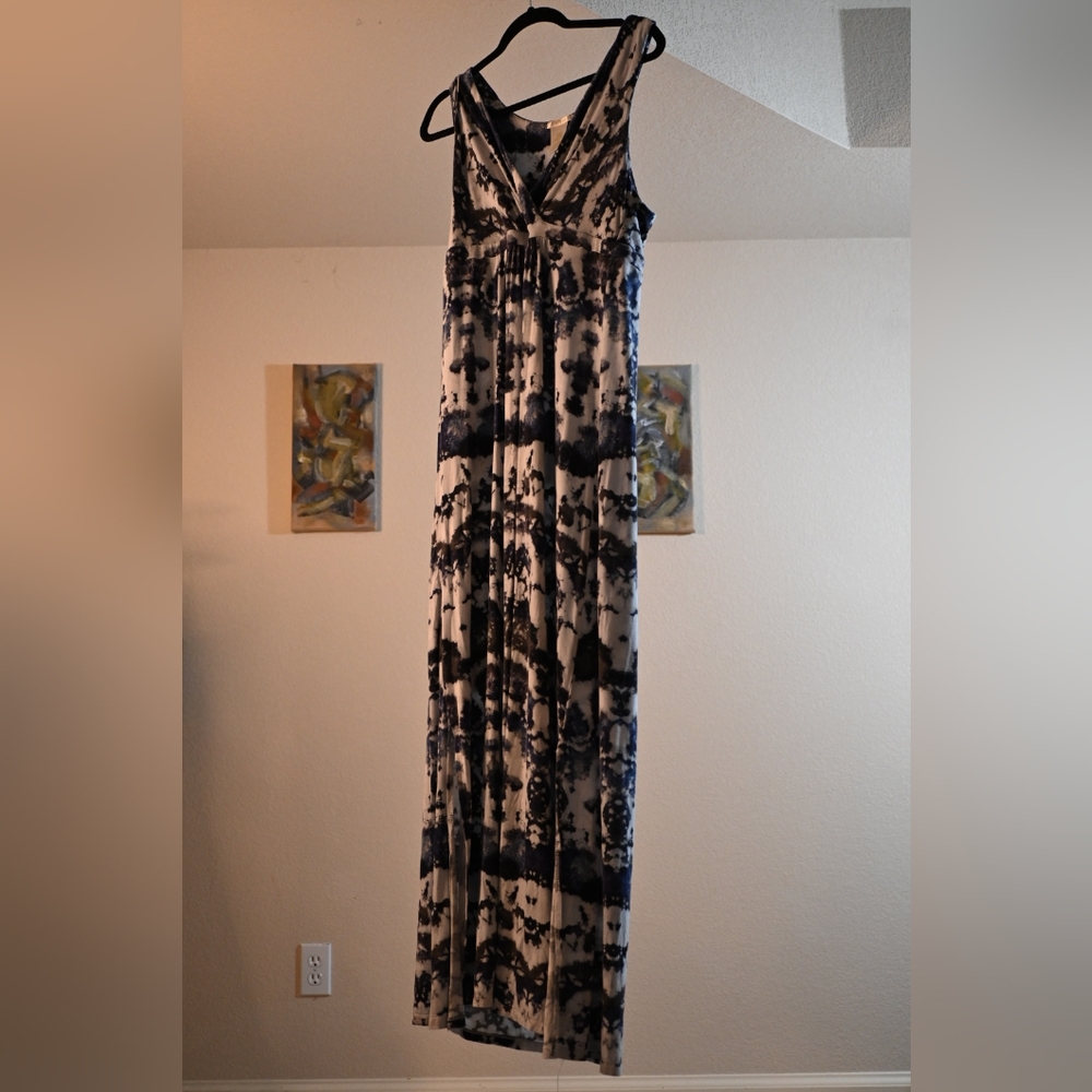 No label dress